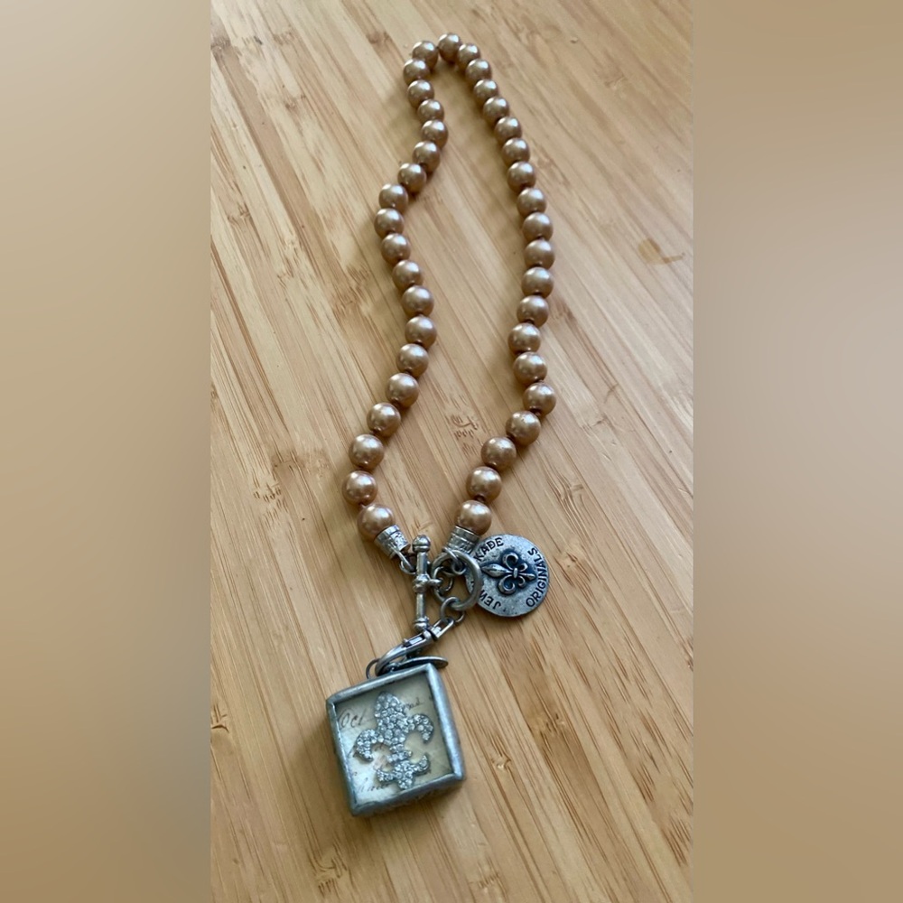 Jewel Kade Fleur De Le Paris Eiffel Tower Pendant With brown pearl necklace